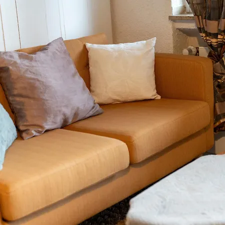 Pfiffige Luisa In Ruhiger Waldrandlage Mit Balkon Und Wintergarten