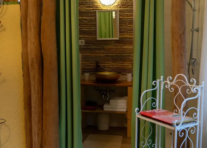 Pfiffige Luisa In Ruhiger Waldrandlage Mit Balkon Und Wintergarten Apartament *