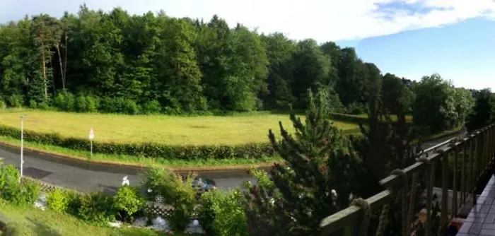 Pfiffige Luisa In Ruhiger Waldrandlage Mit Balkon Und Wintergarten Apartament